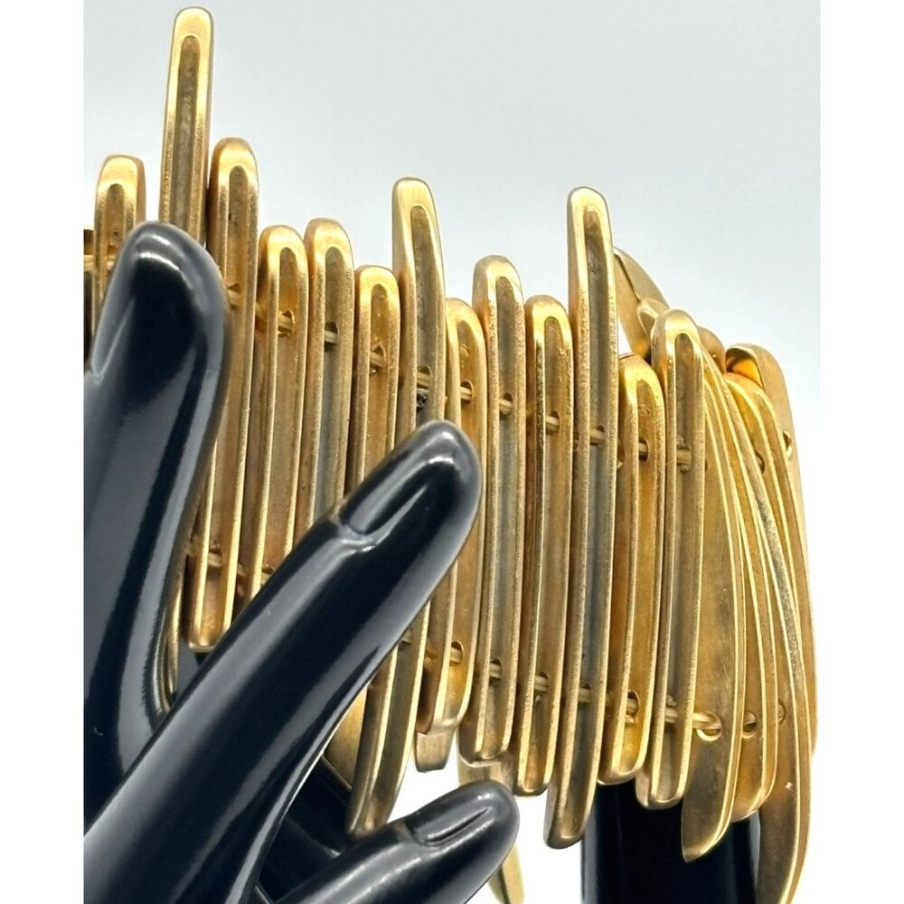 Vintage Brutalist Possibly Brass Spike or Spear Shaped Elements Stretch Bracelet - Picture 7 of 14